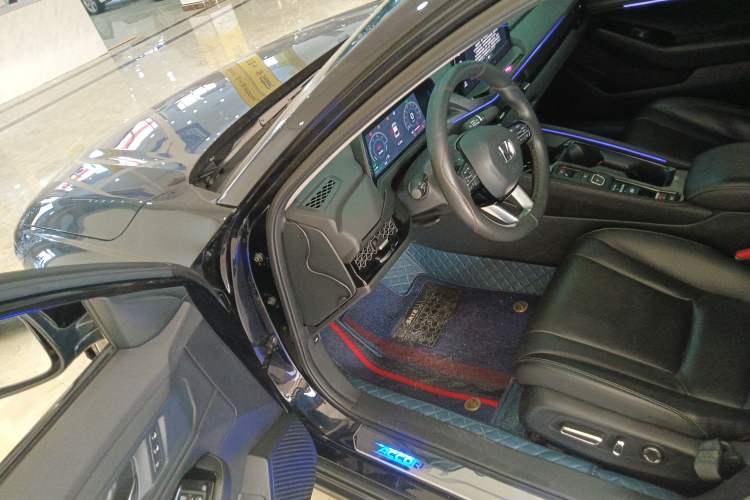 Used Honda Accord New Energy 2023 2.0L ePHEV Smart Edition Interior 3