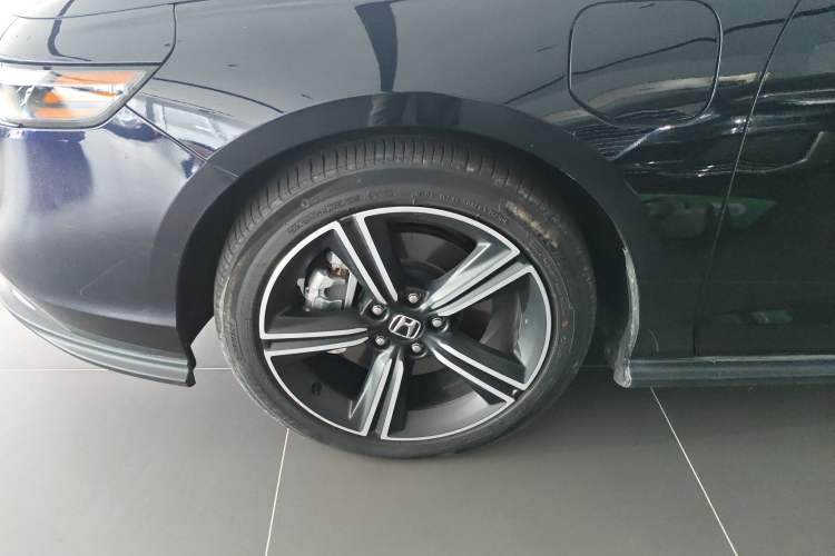 Used Honda Accord New Energy 2023 2.0L ePHEV Smart Edition Left Front Wheel Hub