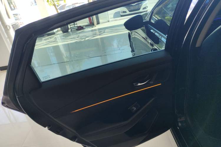 Used Honda Accord New Energy 2023 2.0L ePHEV Prestige Edition Left Rear Door Interior