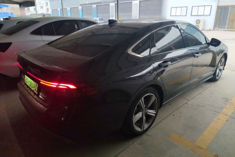 Used Honda Accord New Energy 2023 2.0L ePHEV Luxury Edition Rear Right 45 Deg