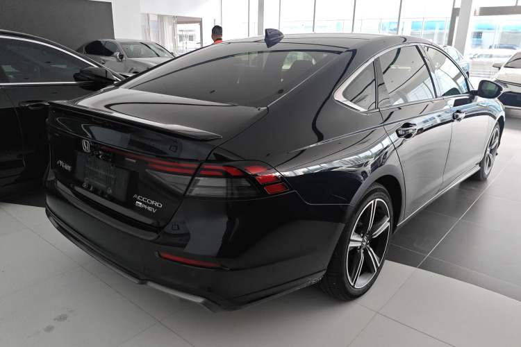 Used Honda Accord New Energy 2023 2.0L ePHEV Smart Edition Rear Right 45 Deg