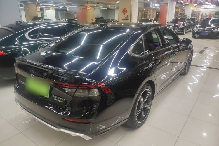 Used Honda Accord New Energy 2023 2.0L ePHEV Flagship Edition Rear Right 45 Deg