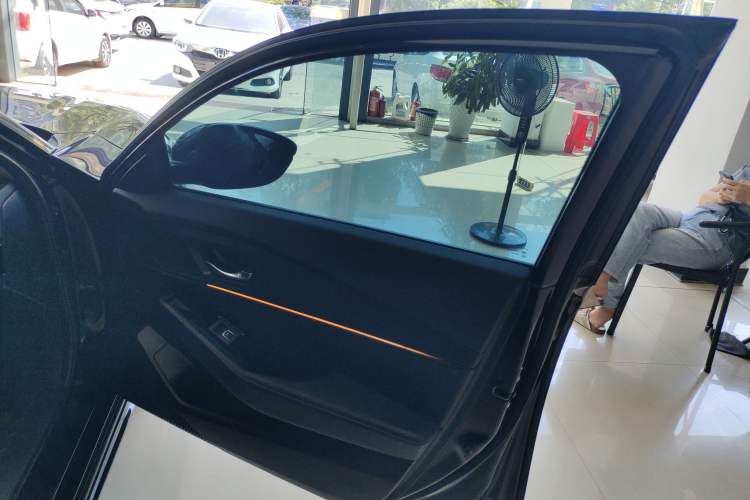 Used Honda Accord New Energy 2023 2.0L ePHEV Prestige Edition Right Front Door Interior