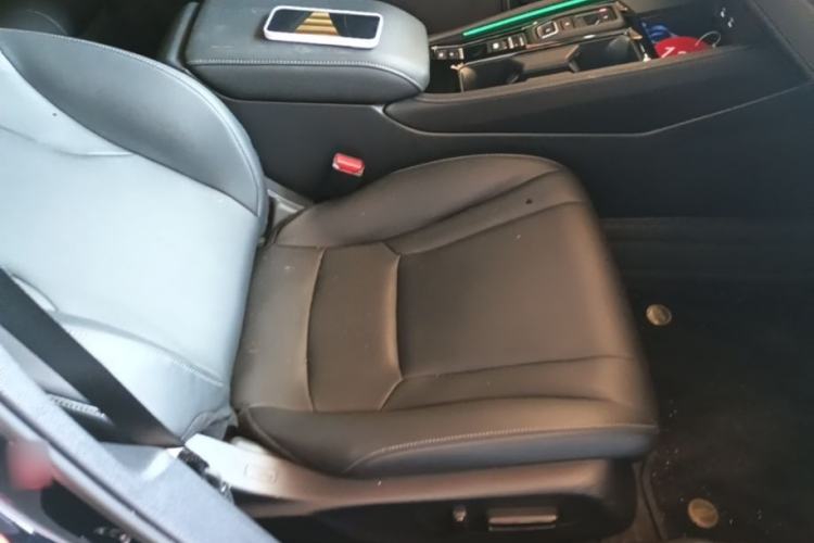 Used Honda Accord New Energy 2023 2.0L ePHEV Luxury Edition Right Front Seat