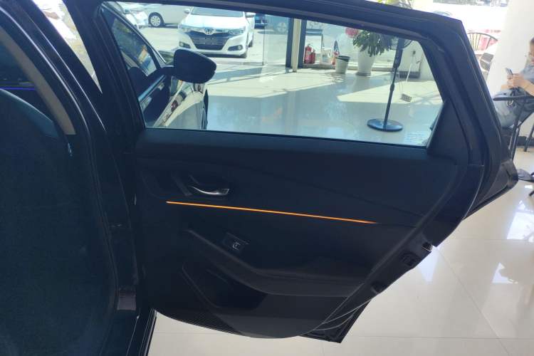 Used Honda Accord New Energy 2023 2.0L ePHEV Prestige Edition Right Rear Door Interior