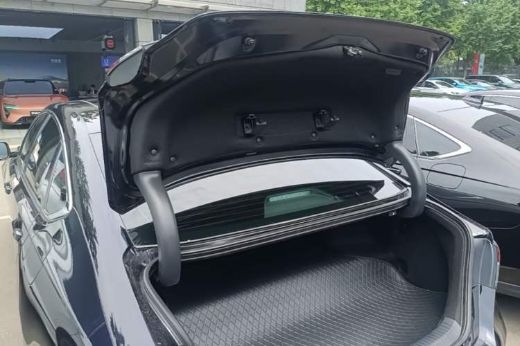 Used Honda Accord New Energy 2023 2.0L ePHEV Prestige Edition Trunk