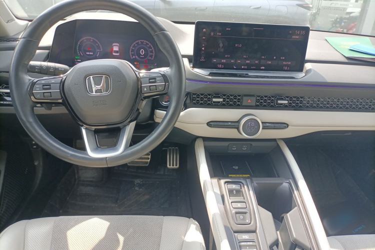 Used Honda Accord New Energy 2023 2.0L ePHEV Flagship Edition Center Console