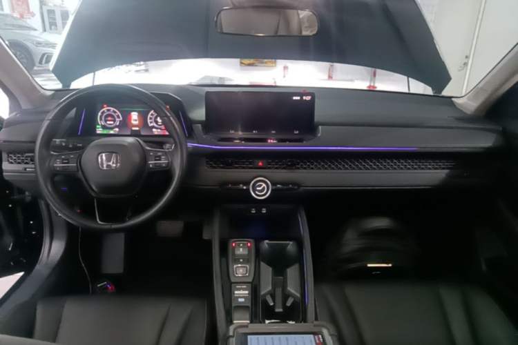 Used Honda Accord New Energy 2023 2.0L ePHEV Luxury Edition Center Console