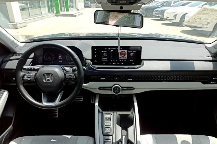 Used Honda Accord New Energy 2023 2.0L ePHEV Flagship Edition Center Console