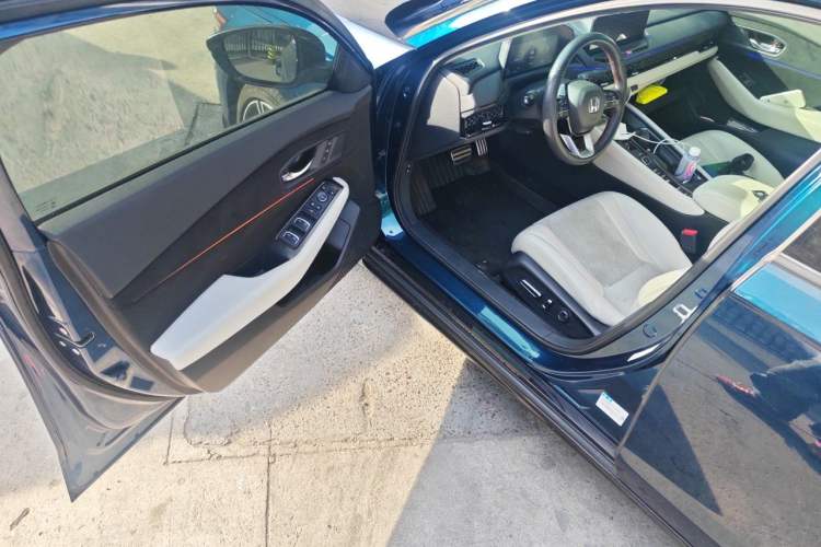 Used Honda Accord New Energy 2023 2.0L ePHEV Flagship Edition Driver Seat
