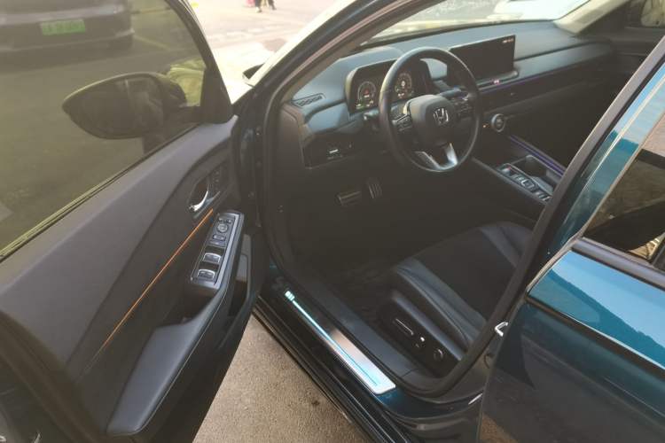 Used Honda Accord New Energy 2023 2.0L ePHEV Flagship Edition Driver Seat
