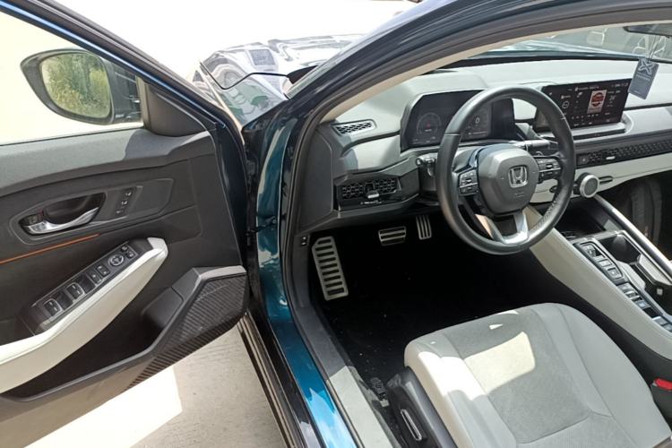 Used Honda Accord New Energy 2023 2.0L ePHEV Flagship Edition Driver Seat
