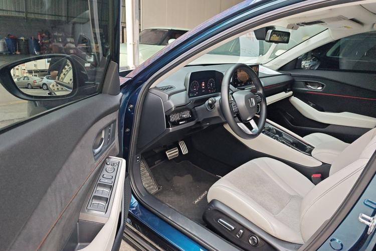 Used Honda Accord New Energy 2023 2.0L ePHEV Flagship Edition Driver Seat