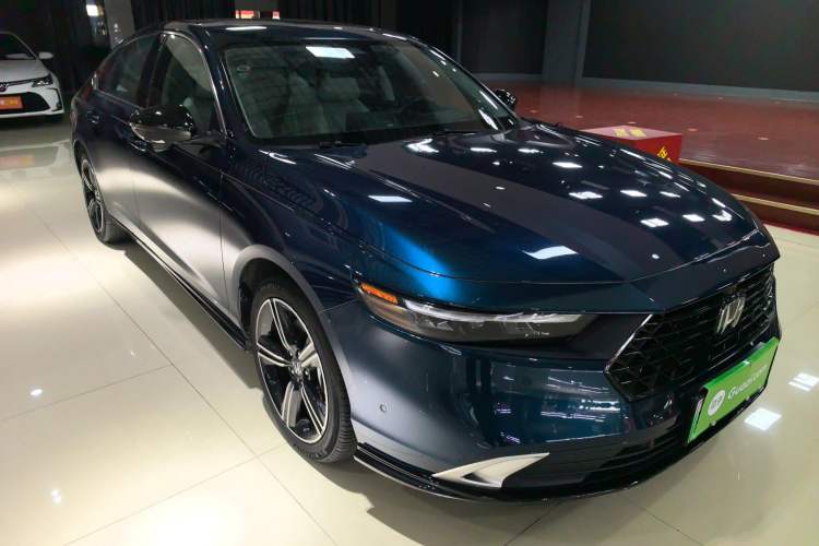 Used Honda Accord New Energy 2023 2.0L ePHEV Flagship Edition Exterior 2