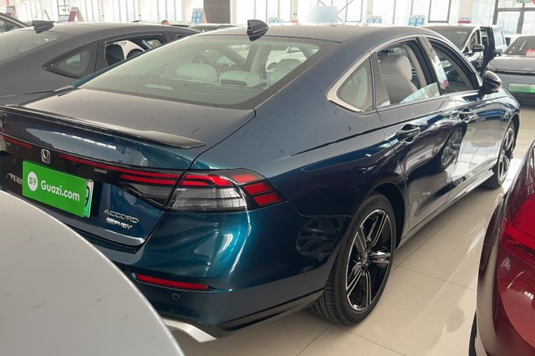 Used Honda Accord New Energy 2023 2.0L ePHEV Flagship Edition Exterior 3