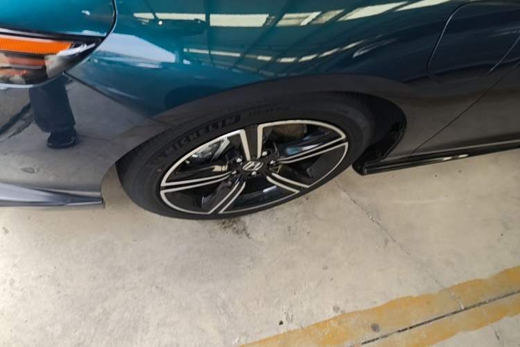 Used Honda Accord New Energy 2023 2.0L ePHEV Flagship Edition Exterior 4