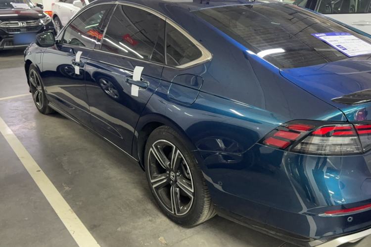 Used Honda Accord New Energy 2023 2.0L ePHEV Flagship Edition Exterior 4
