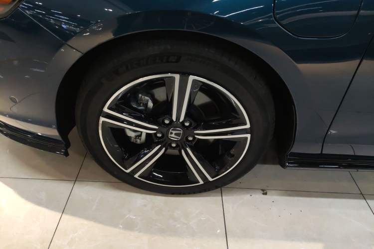 Used Honda Accord New Energy 2023 2.0L ePHEV Flagship Edition Exterior 4