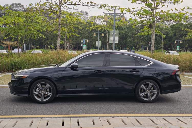 Used Honda Accord New Energy 2023 2.0L ePHEV Luxury Edition Exterior 6