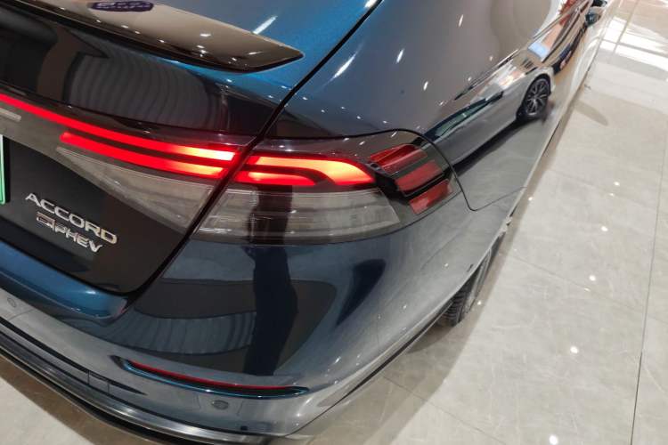 Used Honda Accord New Energy 2023 2.0L ePHEV Flagship Edition Exterior 6