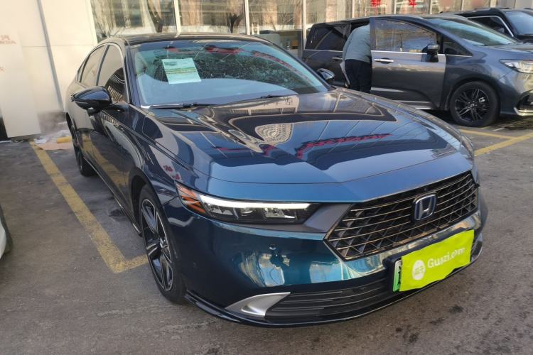 Used Honda Accord New Energy 2023 2.0L ePHEV Flagship Edition Front Right 45 Deg