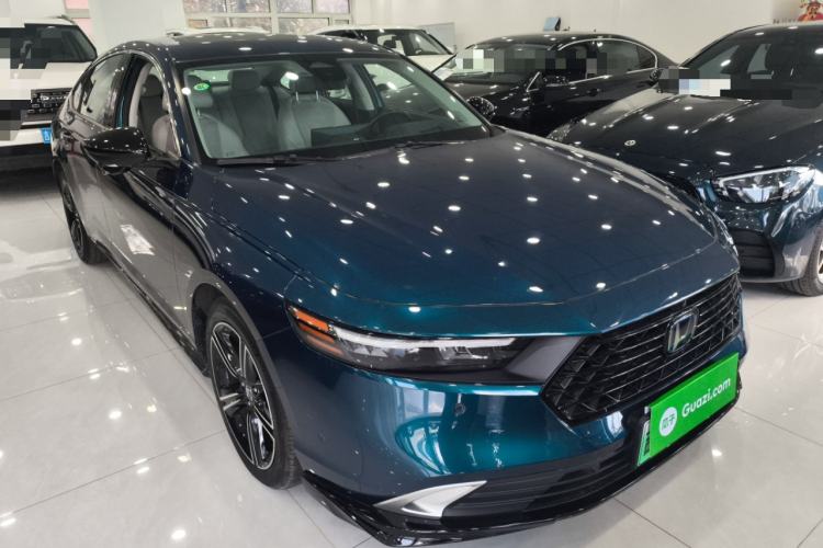 Used Honda Accord New Energy 2023 2.0L ePHEV Flagship Edition Front Right 45 Deg