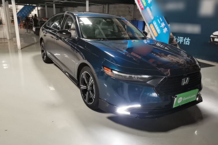 Used Honda Accord New Energy 2023 2.0L ePHEV Flagship Edition Front Right 45 Deg