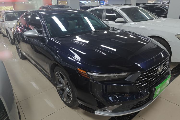 Used Honda Accord New Energy 2023 2.0L ePHEV Prestige Edition Front Right 45 Deg