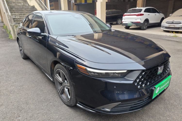 Used Honda Accord New Energy 2023 2.0L ePHEV Prestige Edition Front Right 45 Deg