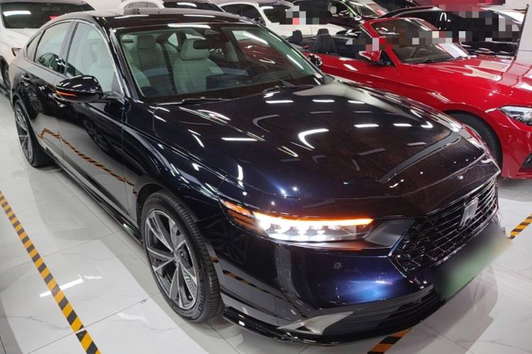 Used Honda Accord New Energy 2023 2.0L ePHEV Prestige Edition Front Right 45 Deg