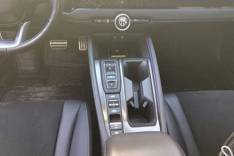 Used Honda Accord New Energy 2023 2.0L ePHEV Flagship Edition Gear Lever