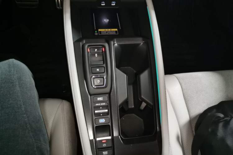 Used Honda Accord New Energy 2023 2.0L ePHEV Flagship Edition Gear Lever
