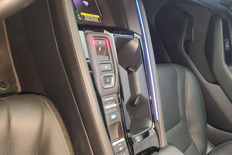 Used Honda Accord New Energy 2023 2.0L ePHEV Prestige Edition Gear Lever