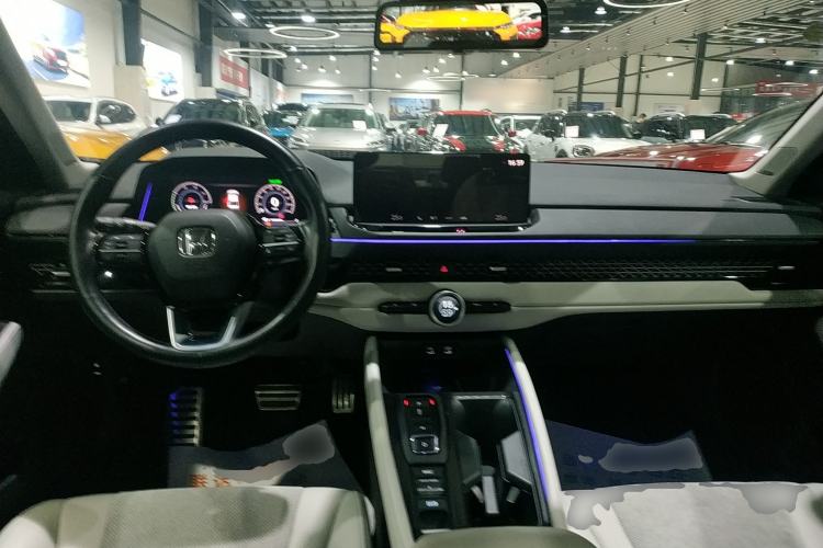Used Honda Accord New Energy 2023 2.0L ePHEV Flagship Edition Interior 2