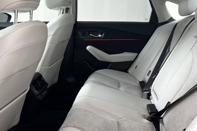 Used Honda Accord New Energy 2023 2.0L ePHEV Flagship Edition Interior 3