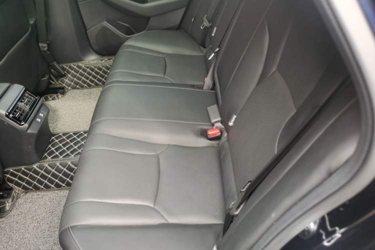 Used Honda Accord New Energy 2023 2.0L ePHEV Flagship Edition Interior 4
