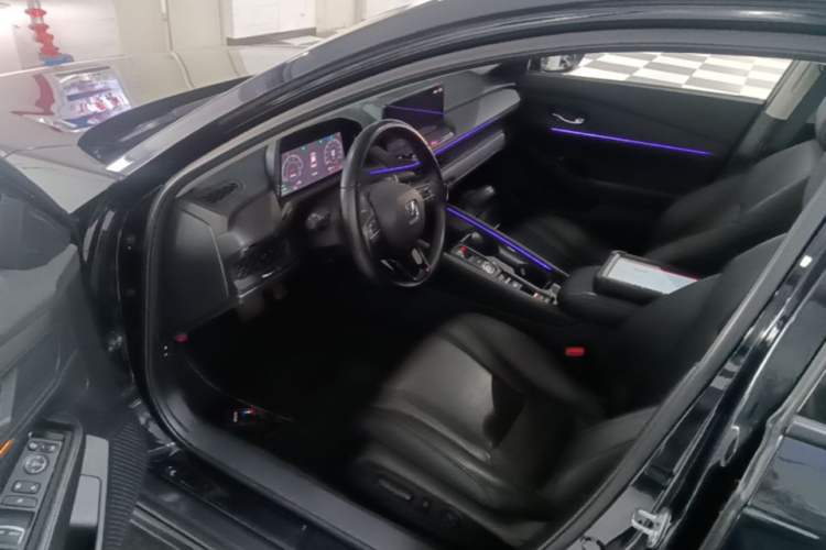 Used Honda Accord New Energy 2023 2.0L ePHEV Luxury Edition Left Front Seat