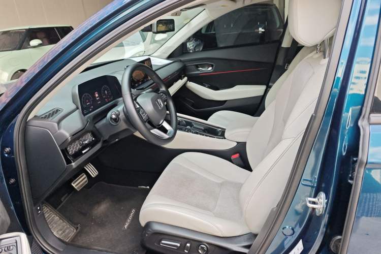 Used Honda Accord New Energy 2023 2.0L ePHEV Flagship Edition Left Front Seat