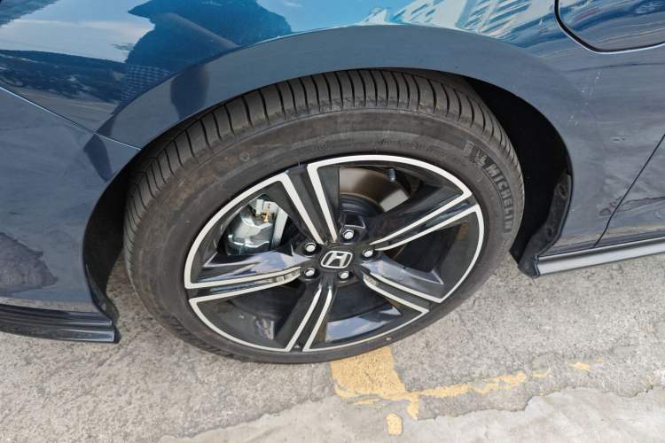 Used Honda Accord New Energy 2023 2.0L ePHEV Flagship Edition Left Front Wheel Hub