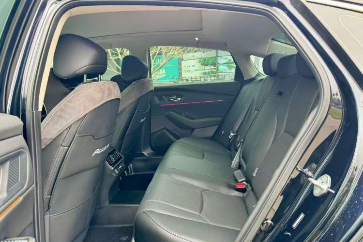 Used Honda Accord New Energy 2023 2.0L ePHEV Prestige Edition Left Rear Seat