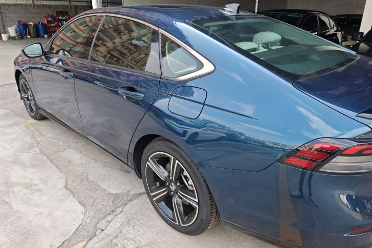 Used Honda Accord New Energy 2023 2.0L ePHEV Flagship Edition Left Side