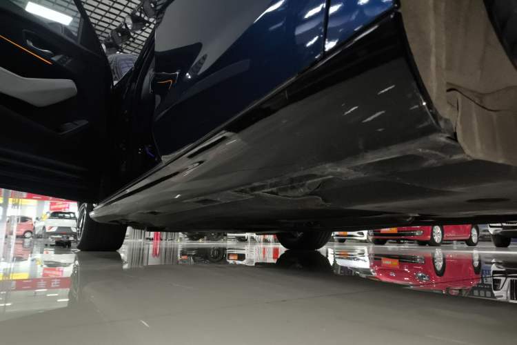 Used Honda Accord New Energy 2023 2.0L ePHEV Flagship Edition Left Side Sill
