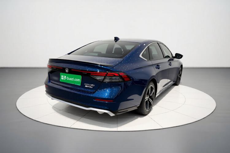 Used Honda Accord New Energy 2023 2.0L ePHEV Flagship Edition Rear Right 45 Deg
