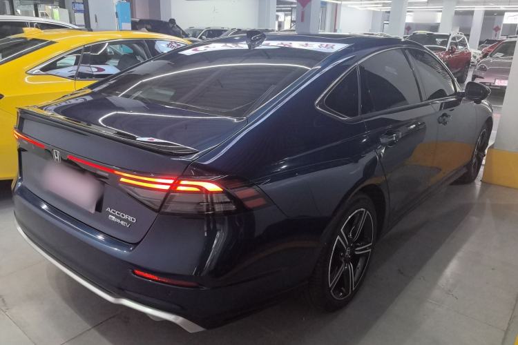 Used Honda Accord New Energy 2023 2.0L ePHEV Flagship Edition Rear Right 45 Deg