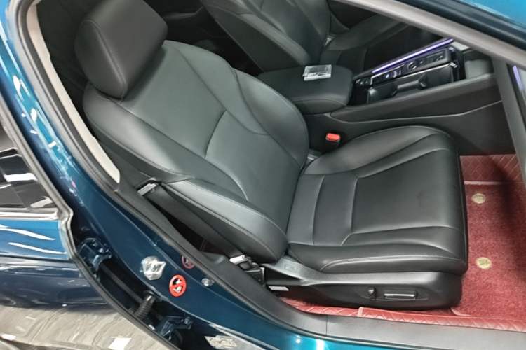 Used Honda Accord New Energy 2023 2.0L ePHEV Smart Edition Right Front Seat