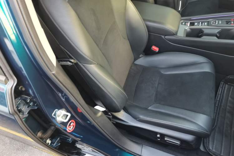 Used Honda Accord New Energy 2023 2.0L ePHEV Flagship Edition Right Front Seat