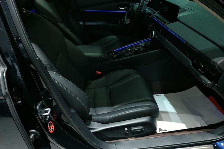 Used Honda Accord New Energy 2023 2.0L ePHEV Prestige Edition Right Front Seat