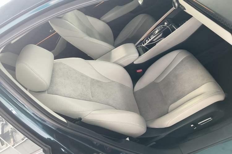 Used Honda Accord New Energy 2023 2.0L ePHEV Flagship Edition Right Front Seat