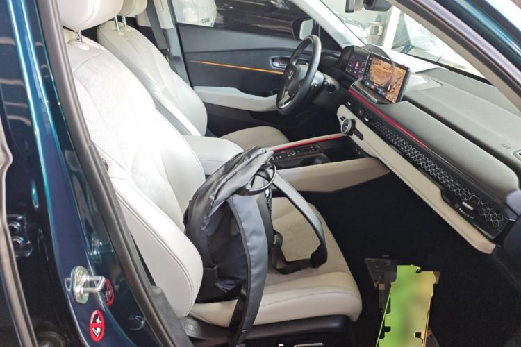 Used Honda Accord New Energy 2023 2.0L ePHEV Flagship Edition Right Front Seat