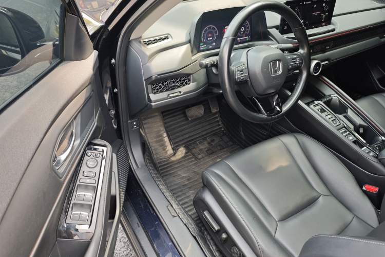 Used Honda Accord New Energy 2023 2.0L ePHEV Luxury Edition Right Front Seat